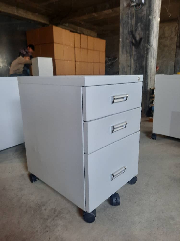 Textile and tailoring equipment logistics and warehousing